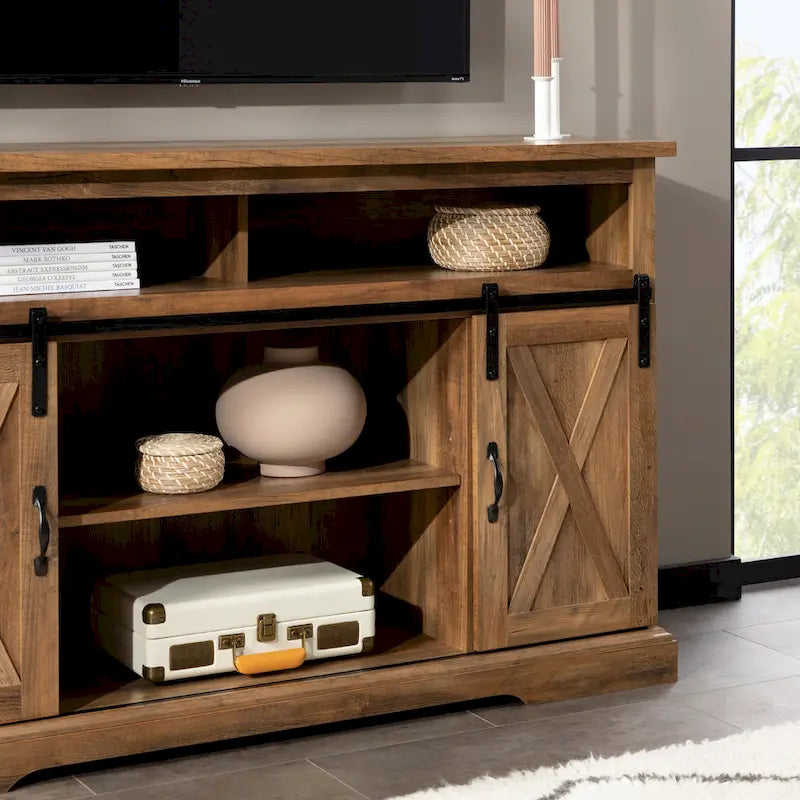 Meuble TV coulissant 52 pouces avec porte de grange de style Highboy