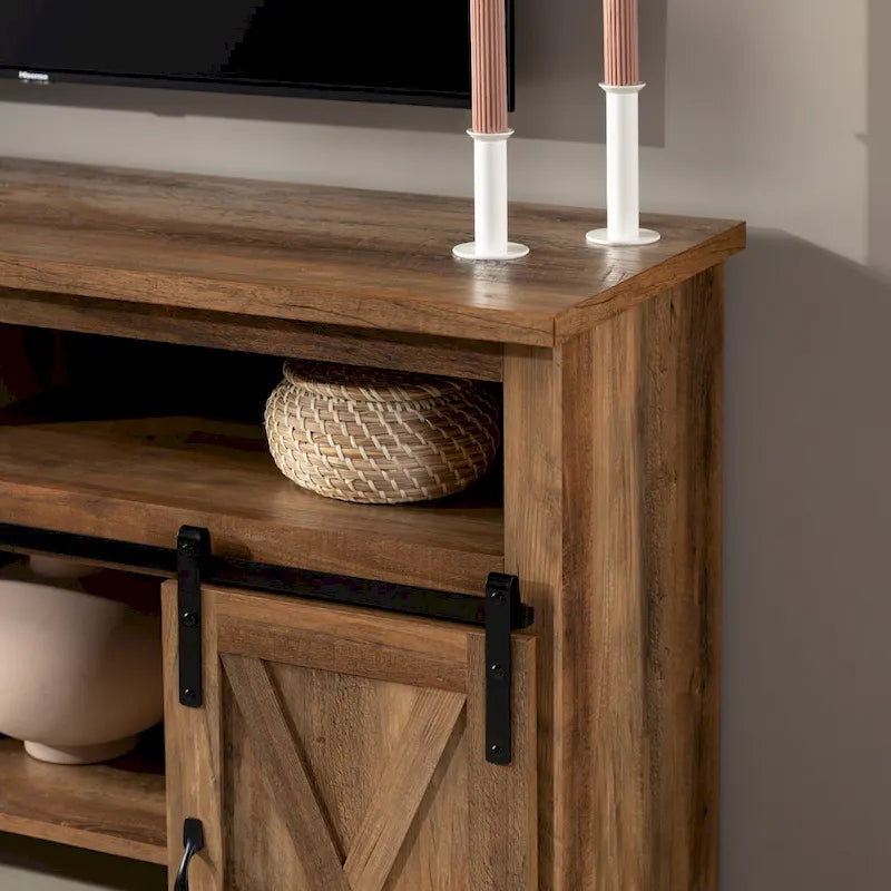Meuble TV coulissant 52 pouces avec porte de grange de style Highboy