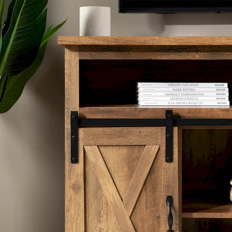 Meuble TV coulissant 52 pouces avec porte de grange de style Highboy